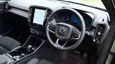 Volvo XC40 - dashboard